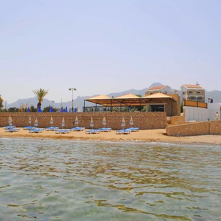 Topset Seafront Resort Karmi Exterior foto